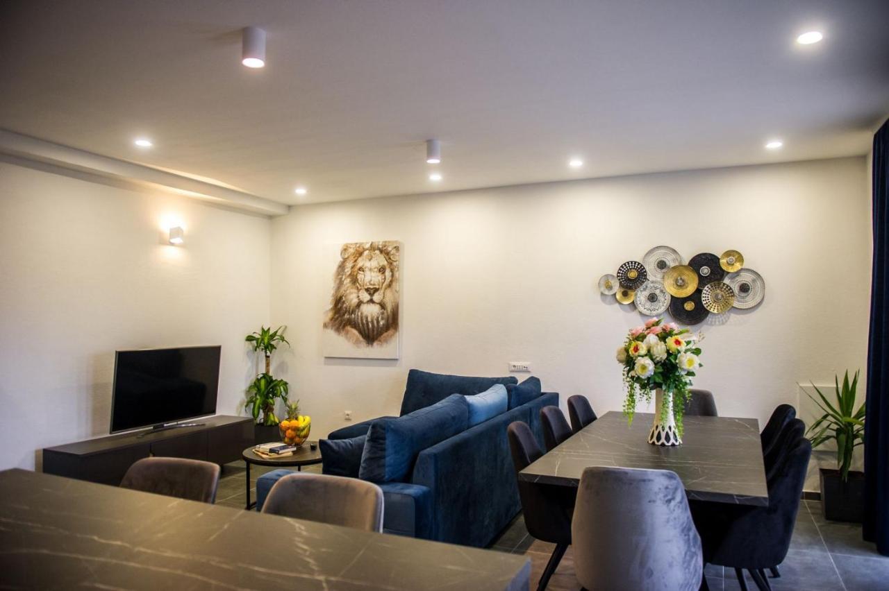 Apartment Lux Elba Kastela Ngoại thất bức ảnh