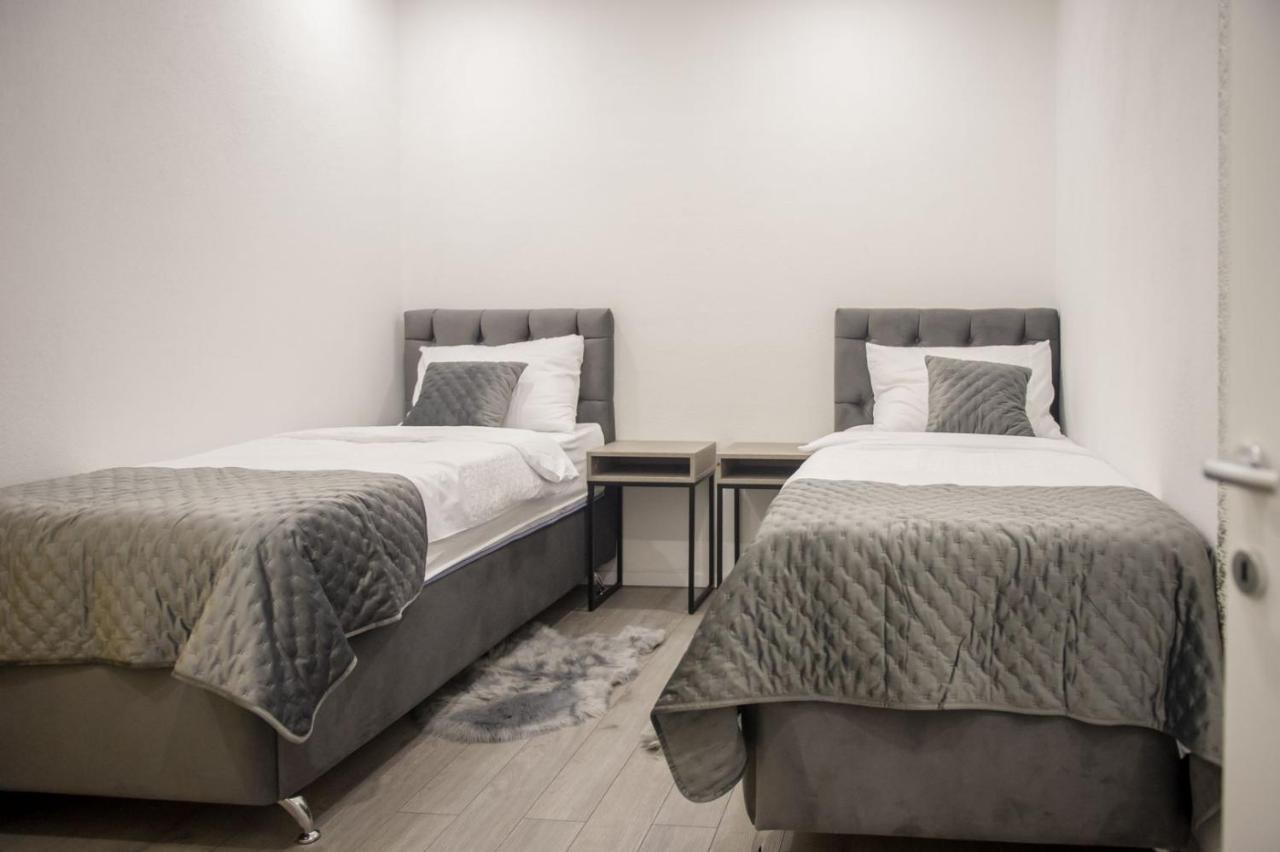 Apartment Lux Elba Kastela Ngoại thất bức ảnh