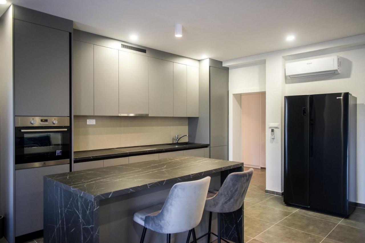 Apartment Lux Elba Kastela Ngoại thất bức ảnh