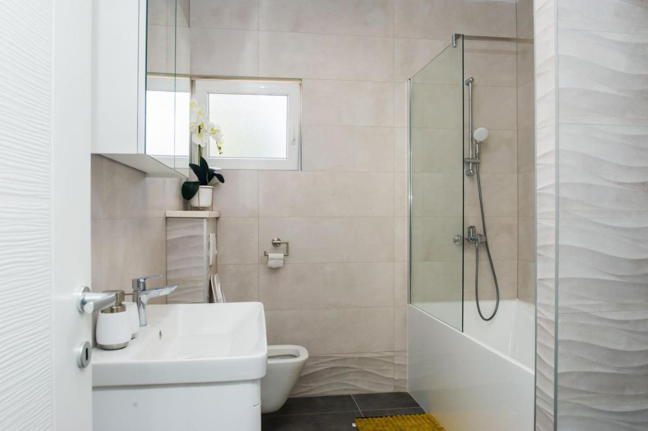 Apartment Lux Elba Kastela Ngoại thất bức ảnh