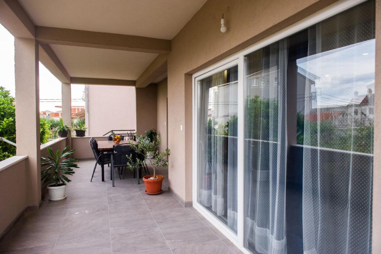 Apartment Lux Elba Kastela Ngoại thất bức ảnh
