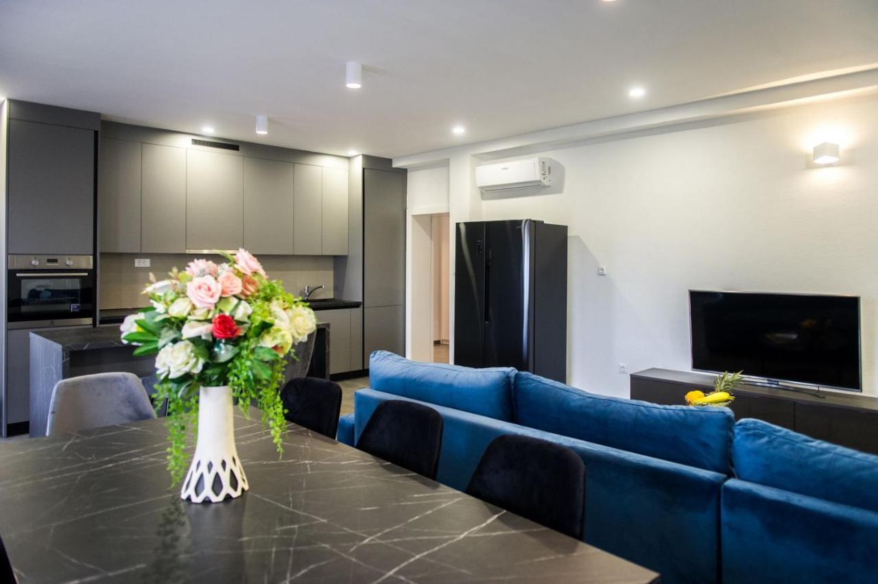 Apartment Lux Elba Kastela Ngoại thất bức ảnh