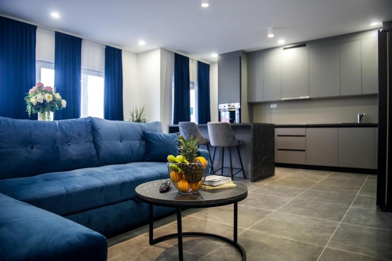 Apartment Lux Elba Kastela Ngoại thất bức ảnh