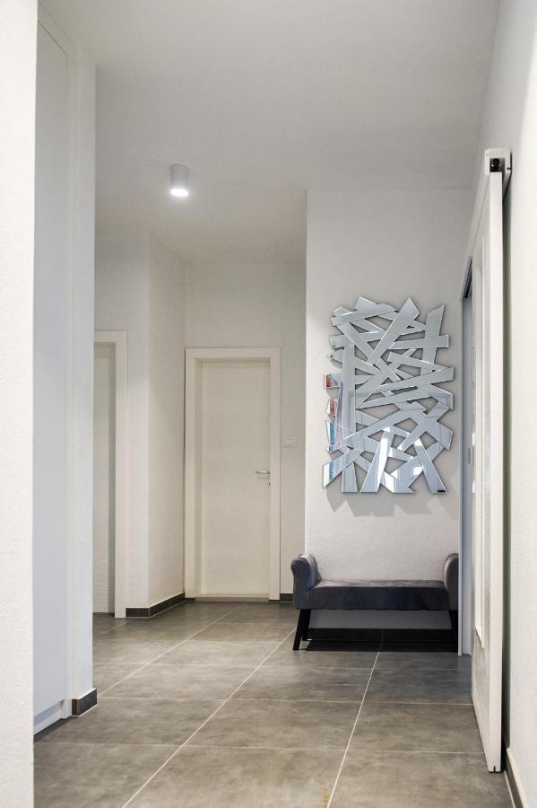 Apartment Lux Elba Kastela Ngoại thất bức ảnh